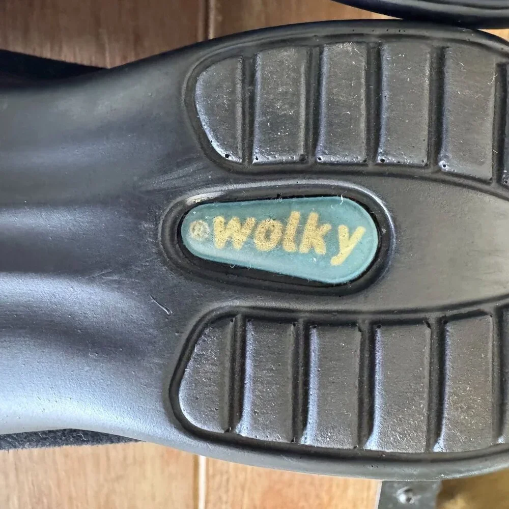 Wolkey Black Suede Slip on Comfort Rubber Bottom Sole Ballet Flats Size 10.5